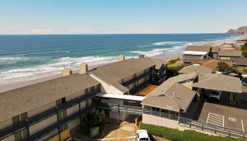 Surfland Hotel